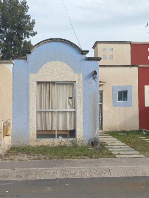 Casa unifamiliar en Retorno de los Sauces #18, Santa Cruz del Valle, Tlajomulco🏡🔑