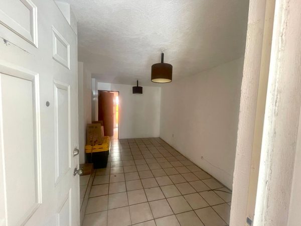 Encuenta tu nueva casa en Hacienda la Paloma #176, Tonalá 🏡✨