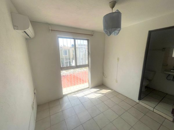 Encuenta tu nueva casa en Hacienda la Paloma #176, Tonalá 🏡✨