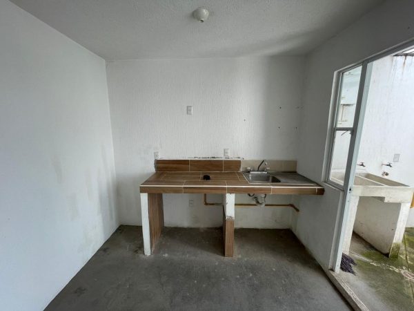 ¡Vivienda en Tlajomulco Calle Quinta Talca #360!
