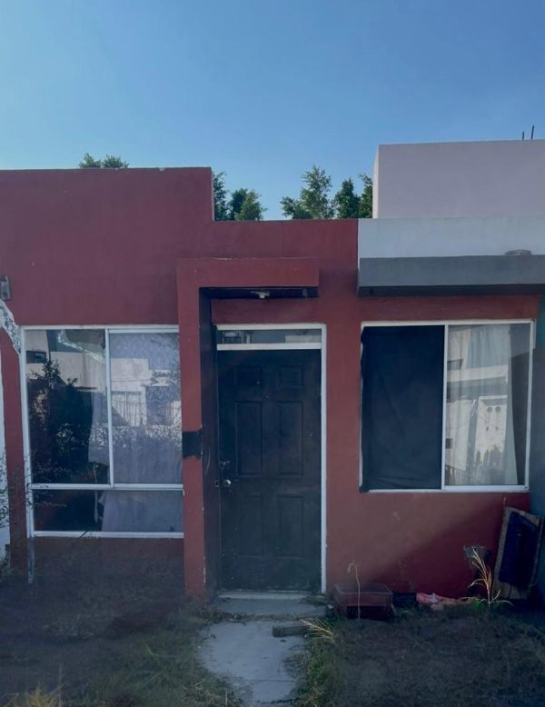 ¡Encuentra vivienda en Cerrada de la noche, Fracc. Rehilete, Celaya, Guanajuato!🏡🔑