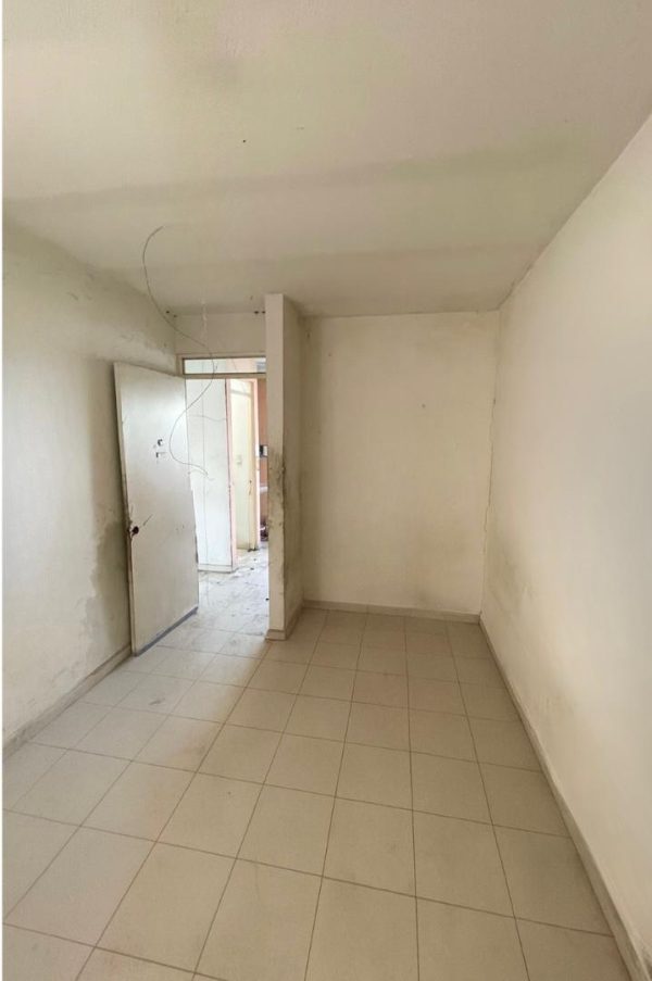 ¡Encuentra vivienda en Cerrada de la noche, Fracc. Rehilete, Celaya, Guanajuato!🏡🔑