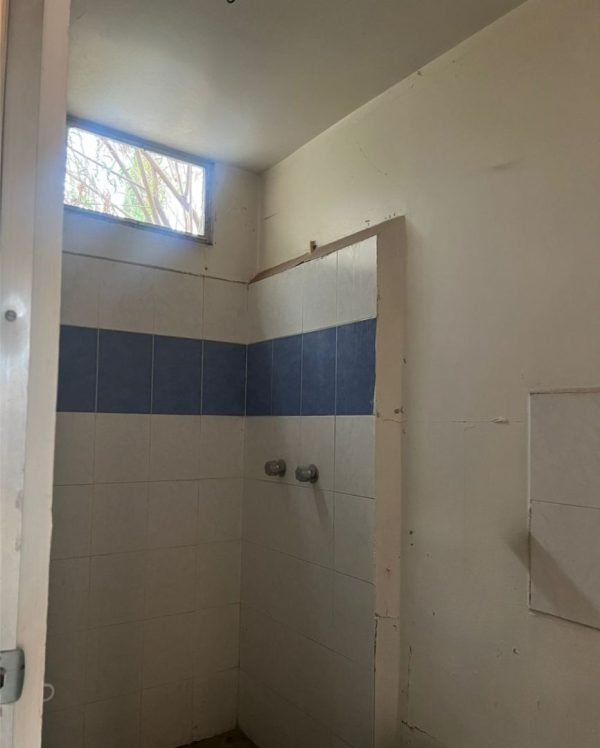 ¡Encuentra vivienda en Calle Camino a España , Barrio de Santiago, Zumpango, Estado de México!🏡🔑