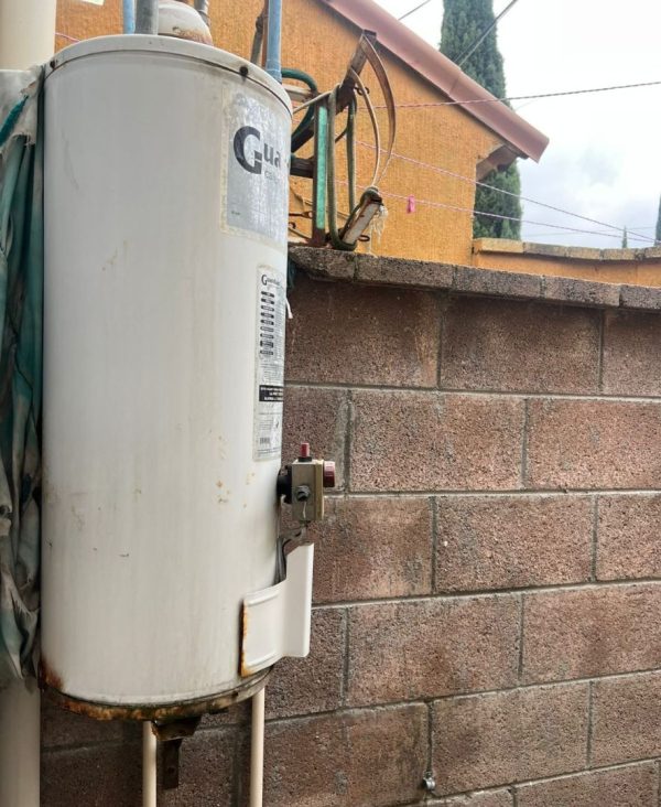 ¡Encuentra vivienda en Calle Camino a España , Barrio de Santiago, Zumpango, Estado de México!🏡🔑