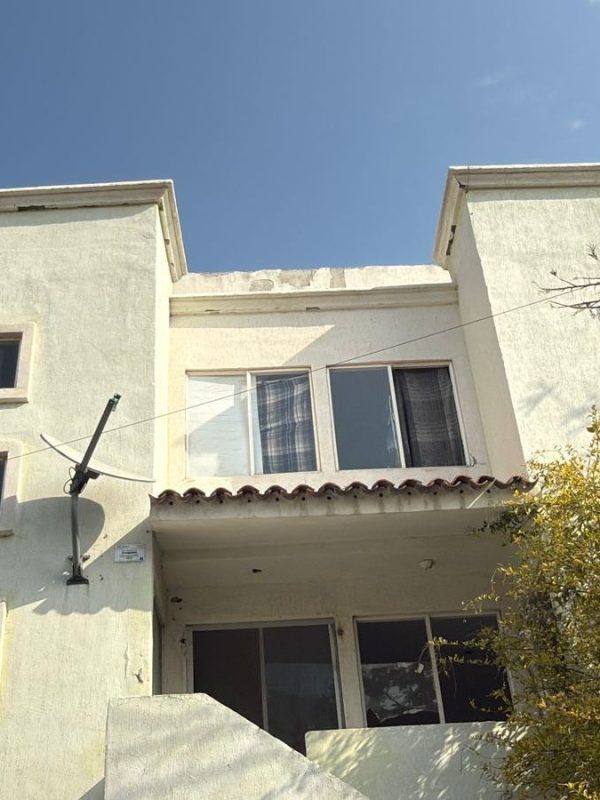 ¡Encuentra Casa Dúplex en Calle Zorro, Fracc Rehilete, Villagran, Guanajuato!🏡🔑