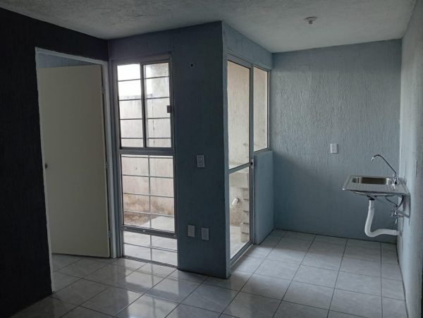 Calle Puerta Onix, Puerta Real 6 Encuentra vivienda en Fracc. Puerta Real, Tlajomulco!