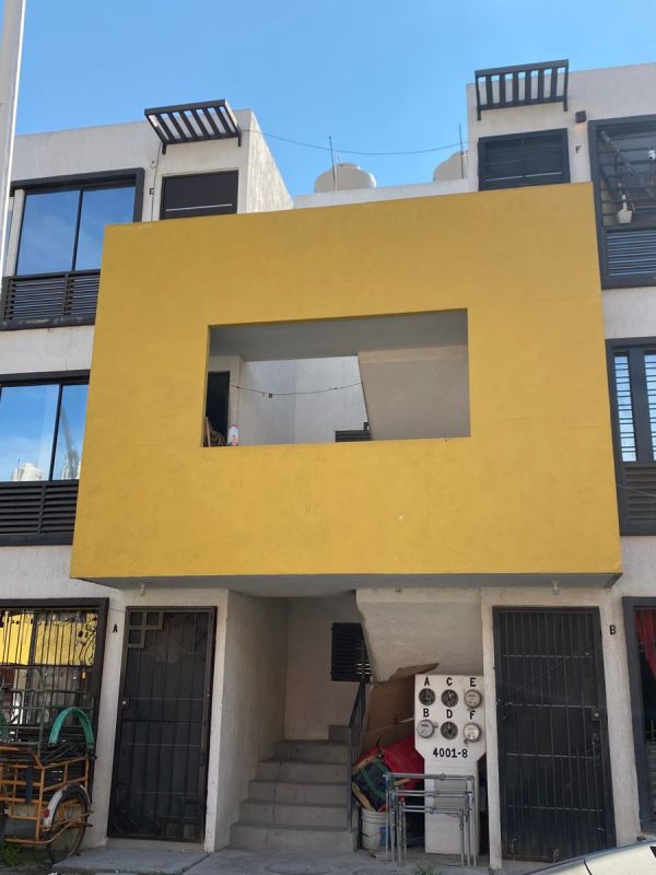 Fachada de Villa BurdeosCañadas ¡Encuentra vivienda en Fracc. Cañadas Del Bosque, Tlajomulco, Jalisco! 🏡🔑